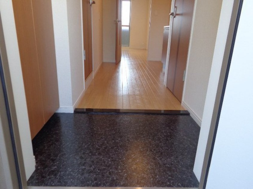 玄関 ソアレ東海通