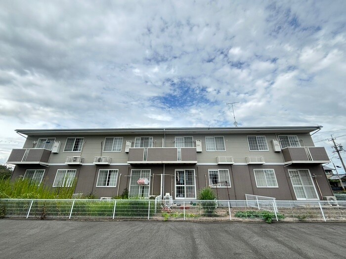 外観写真 ラルジュ・パルテール