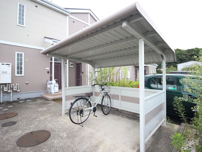 駐輪場 ラルジュ・パルテール