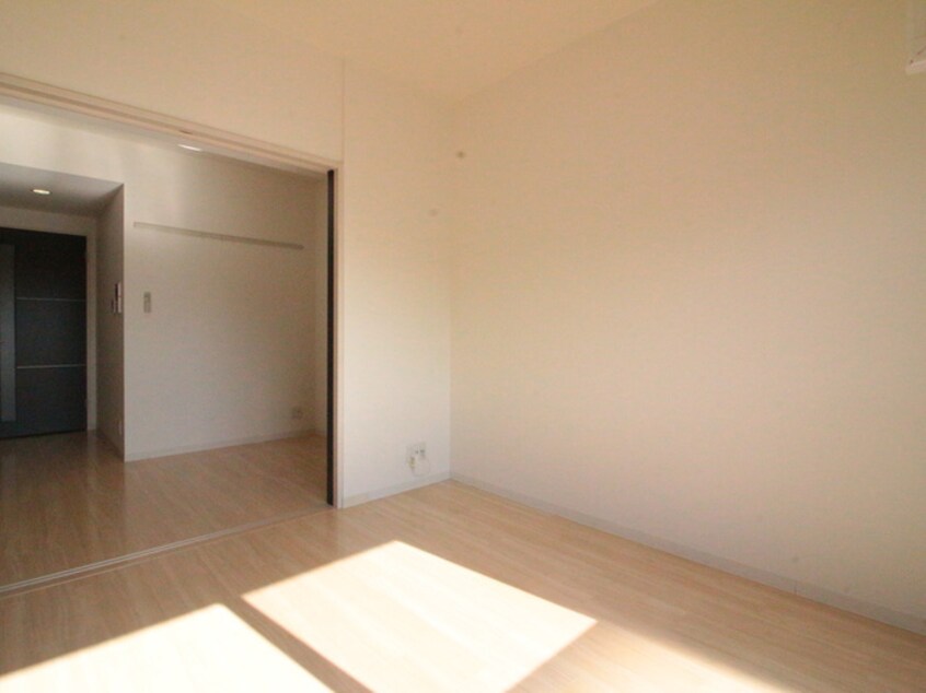 居室 エスカルコート