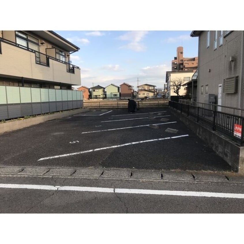 駐車場 クローバー