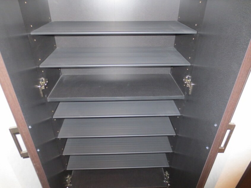 靴箱 ＧＲＡＮＤＵＫＥ松原