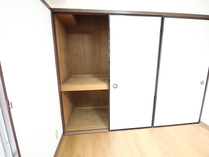 収納 メゾン露橋