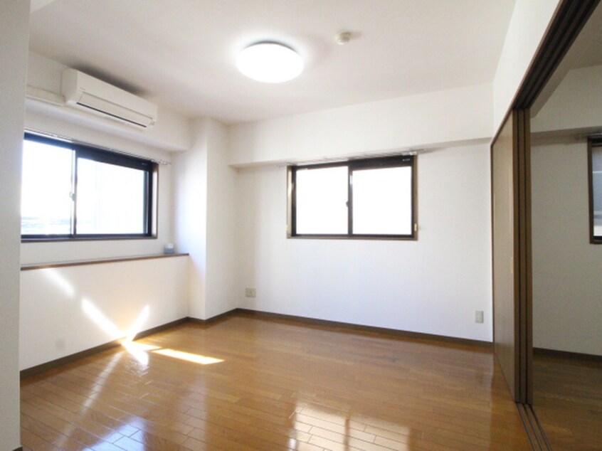 居室 ア－バンラックス今池