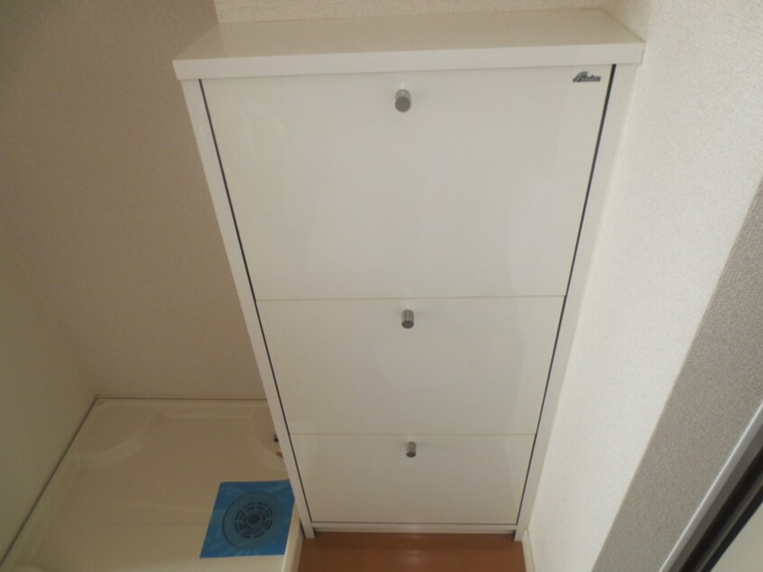 靴箱 フロール尾頭橋