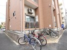 駐輪場 フロール尾頭橋