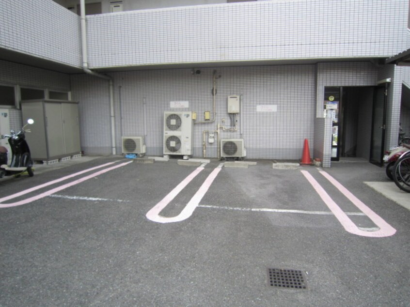 駐車場 メゾン五反田