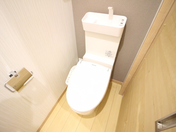 トイレ メゾン・ド・ソレイユ黄金