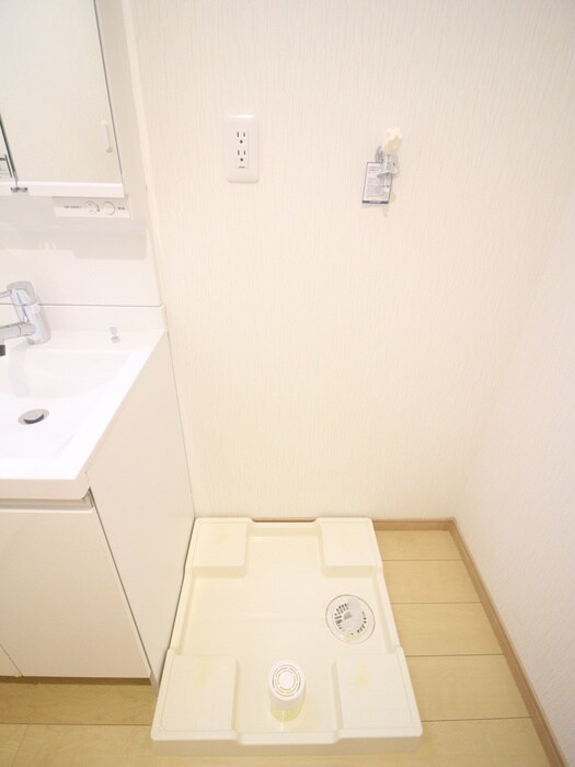 洗濯機置場 メゾン・ド・ソレイユ黄金