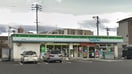 ファミリーマート港甚兵衛通店(コンビニ)まで670m ＫＵＲＡ