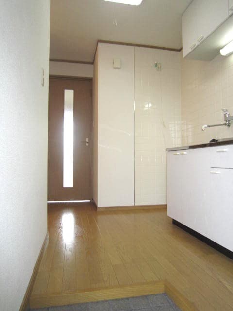 玄関 コ－ポユタカ