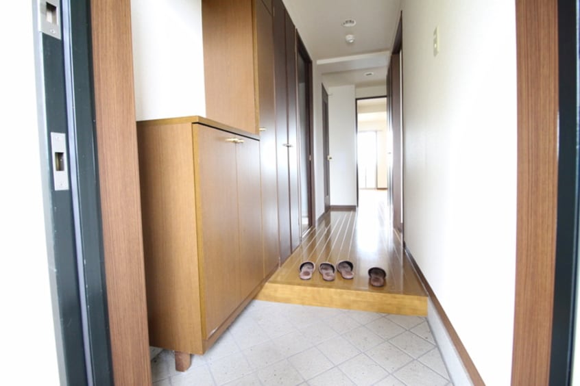 玄関 リジェ－ルＢ