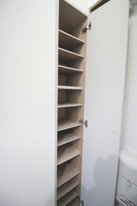 靴箱 シュトラウスUENO