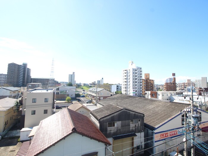 室内からの展望 マンション植田