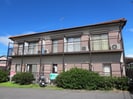 カレッジハウス林の外観