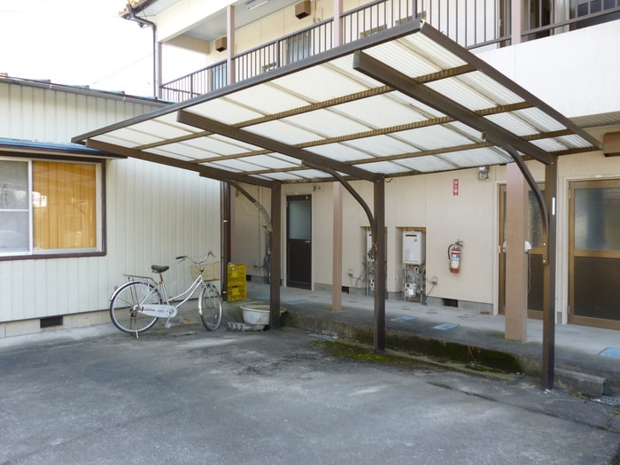 駐輪場 カレッジハウス林