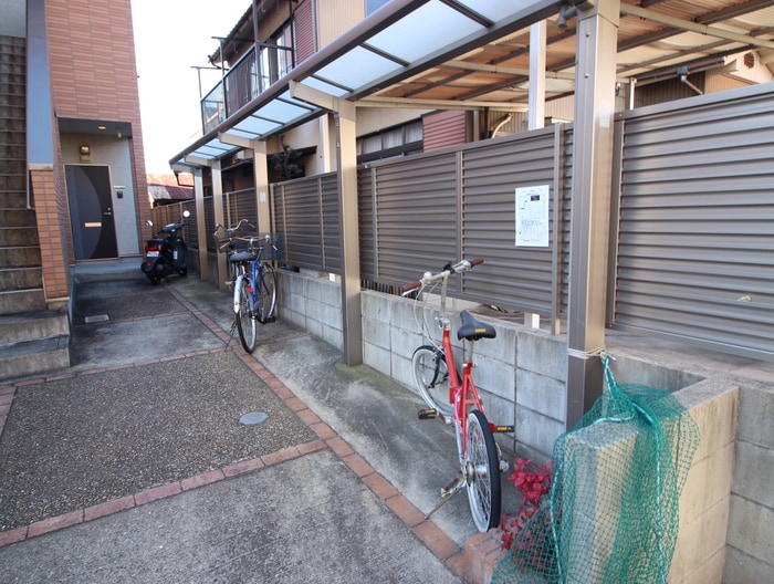 駐輪場 Ｖｉｌｌａ志賀本通