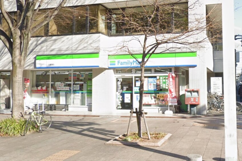 ファミリーマート久屋通店(コンビニ)まで23m ＨＦ久屋大通レジデンス