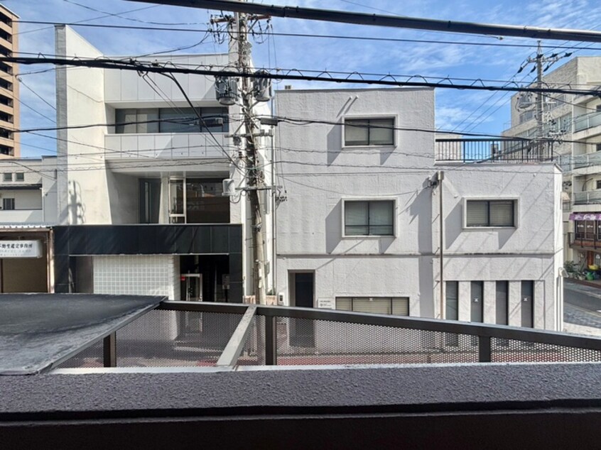 室内からの展望 サイプレス亜実梨