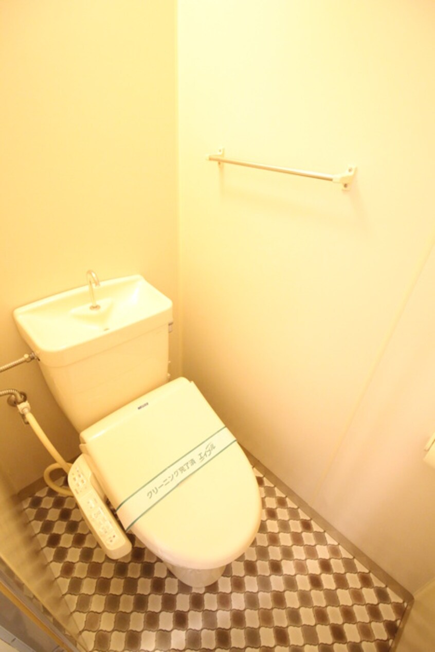 トイレ アカデミーコート　アルキメデス