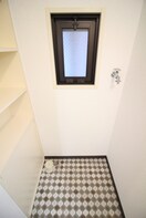 洗濯機置場 アカデミーコート　アルキメデス