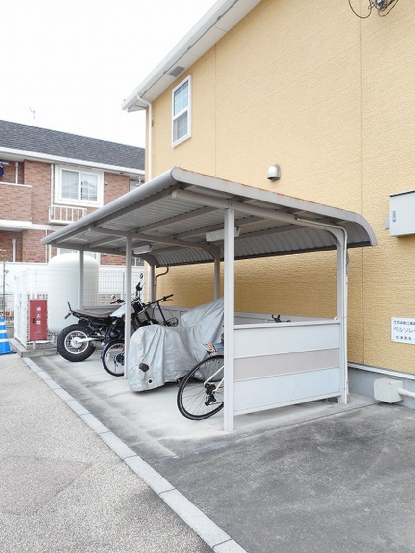 駐輪場 ベルソレイユⅠ