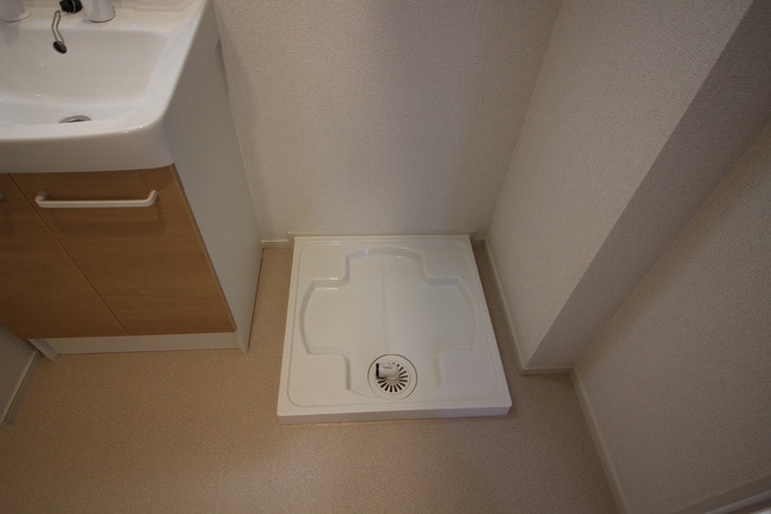 洗濯機置場 ホワイトメゾンⅤ