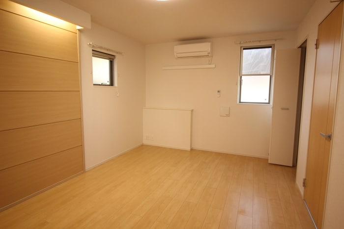 居室 ホワイトメゾンⅤ