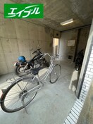 駐輪場 フォレスト伊勝