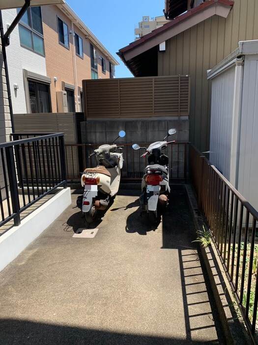 駐輪場 アム－ル１９９５