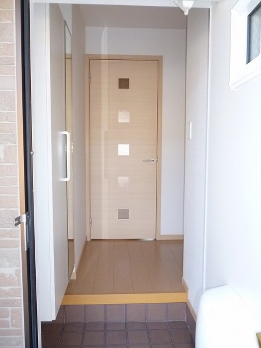 玄関 ラヴァ－ズＢ