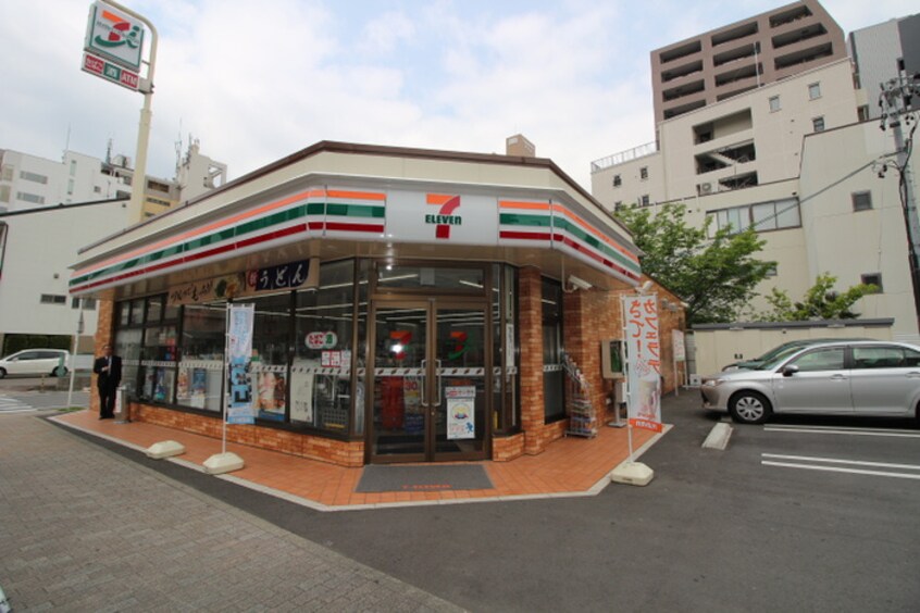 セブンイレブン(コンビニ)まで227m プレサンス桜通グレイス(203)