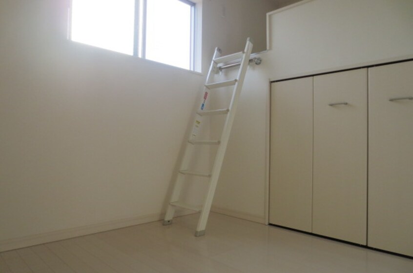 居室 サンライズ豊田