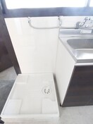 洗濯機置場 ルーチェ野田