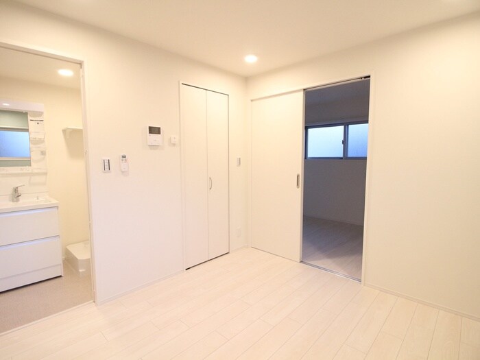 居室 ラルゴ六番町