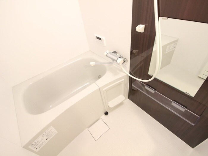 バス／シャワールーム等 ラルゴ六番町