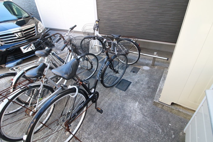 駐輪場 GRANDTIC MEIJI