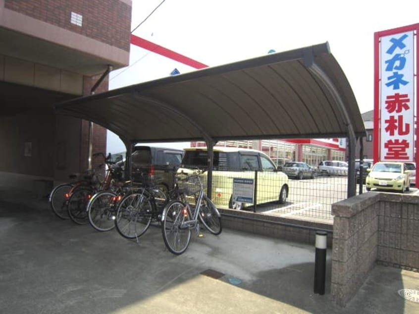 駐輪場 ヴィクトワ－ル