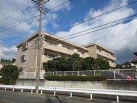 シャト－　ユキ