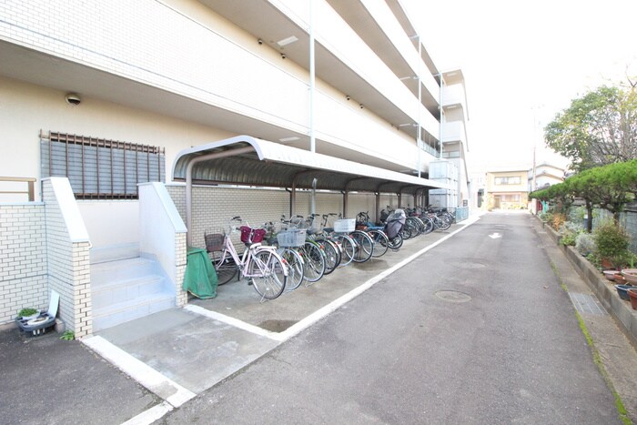 駐輪場 布袋セントラルハイツ