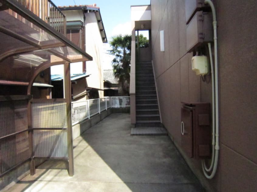 エントランス部分 アメニティハイム