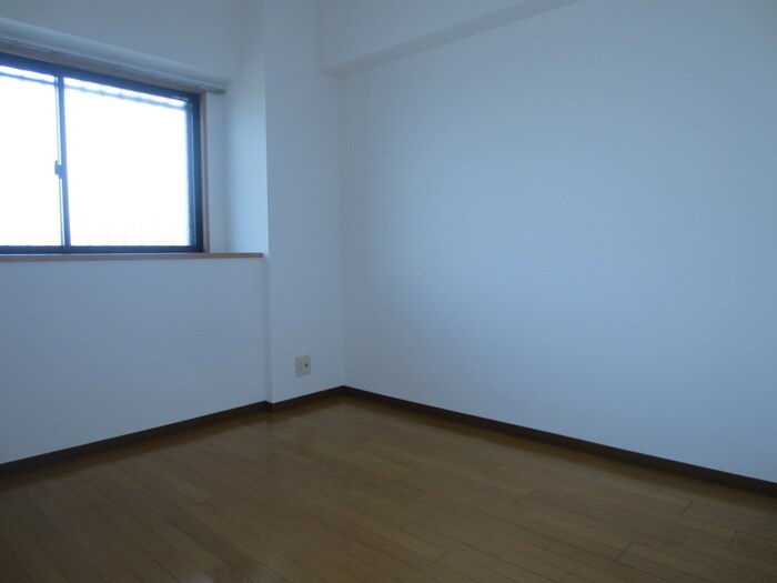 居室 アルス末広