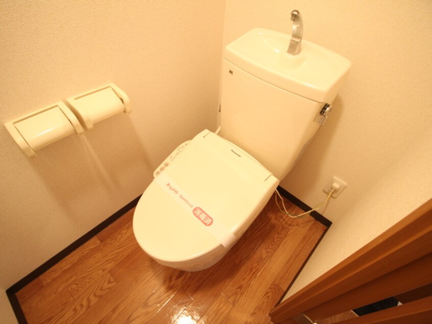 トイレ クレシア