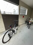 駐輪場 アジュール鶴舞