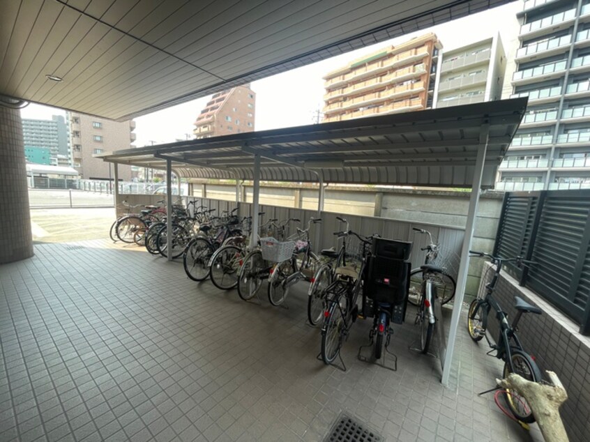 駐輪場 ヒルズ丸和