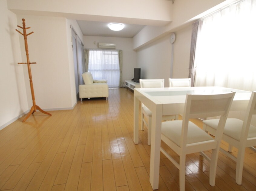 居室 フロント上社