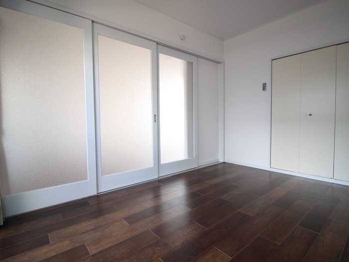 居室 フロント上社