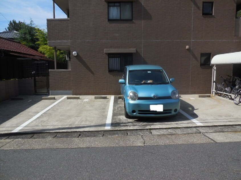 駐車場 春里壱番館