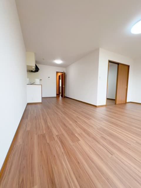 居室 アンプル－ルリ－ブルglandB