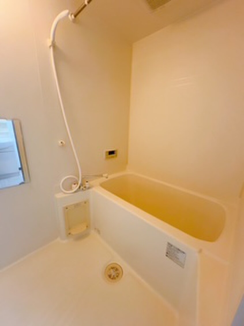 バス／シャワールーム等 アンプル－ルリ－ブルglandB